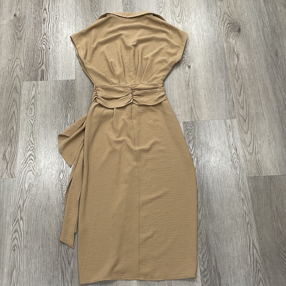 Zara dress - Picture 4 of 5